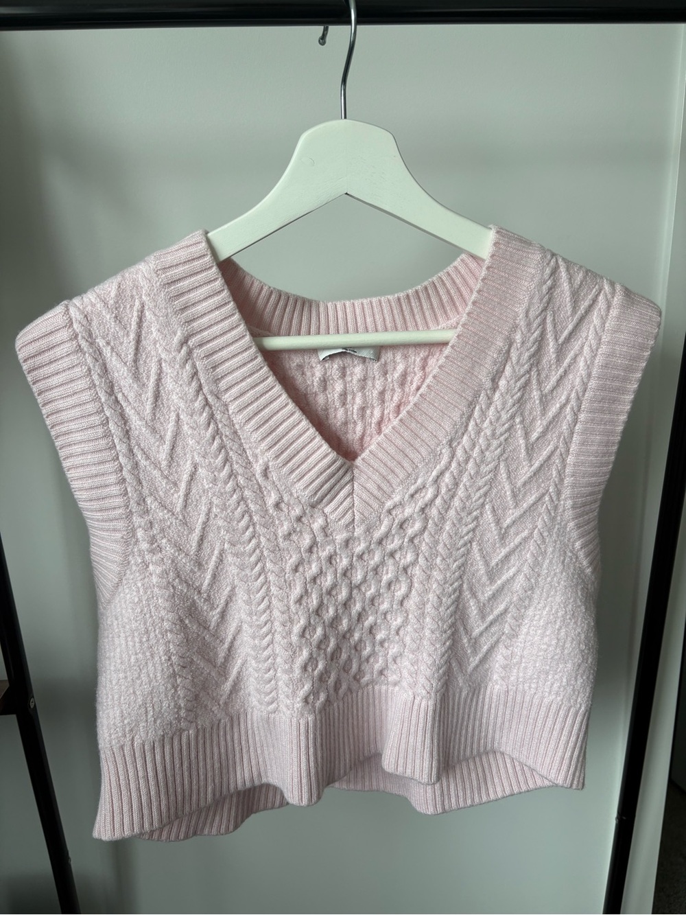 Aritzia Cable Knit V-Neck Sweater Vest - Pale Pink - Picture 1 of 3